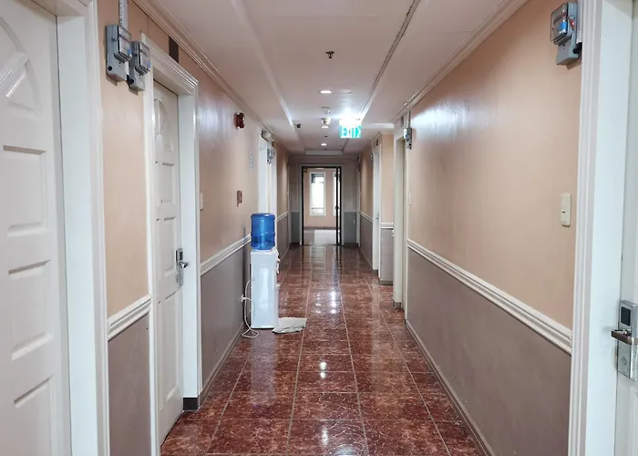 Metro Park - Hotel 2*