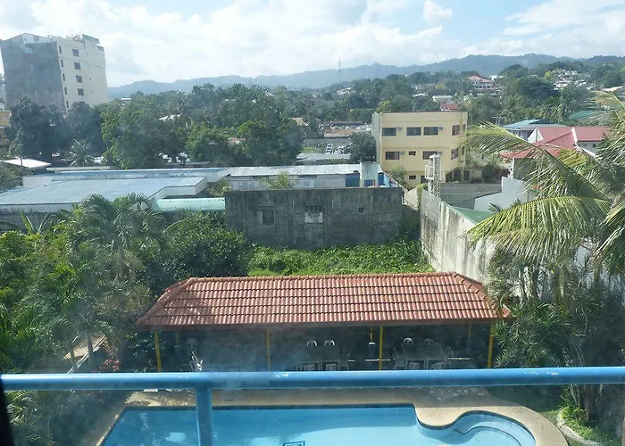 Metro Park - Hotel 2*