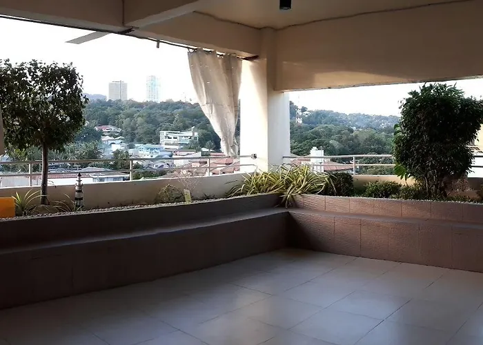 Metro Park - Hotel