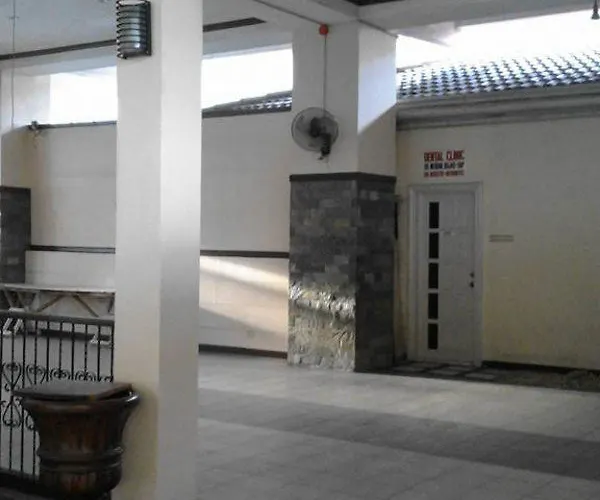 Metro Park - Hotell 2*